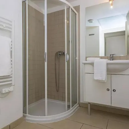 T2 Vue Sur Le Port De Solenzara Kamiesch