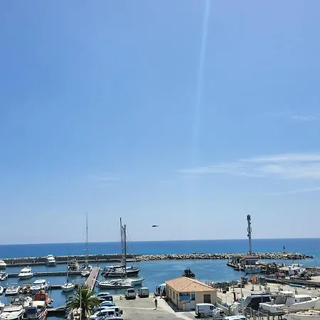 T2 Vue Sur Le Port De Solenzara アパート Kamiesch