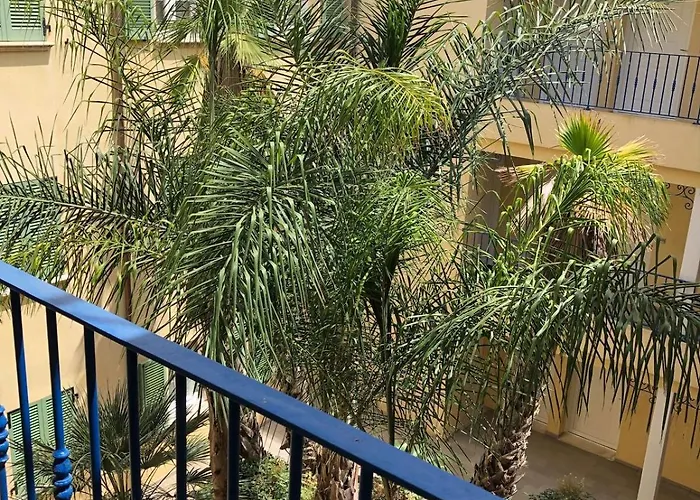 T2 Vue Sur Le Port De Solenzara